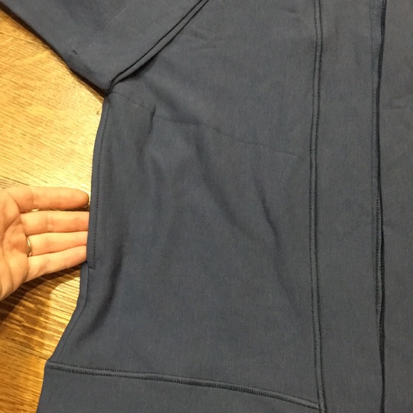 Columbia top size Small - Picture 3 of 6